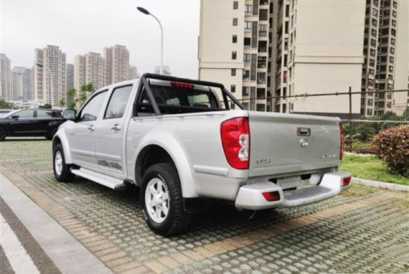 China Changcheng Pickup Diesel Engine 2.0T Luxury EU Vehiculos Version GW4D20B 6MT China Pickup Truck For Sale for sale