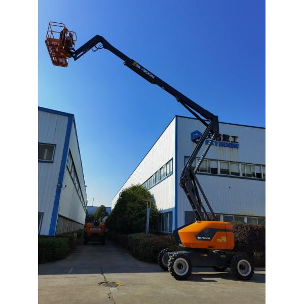 Quality CE Approved Diesel Articulated Boom Lift SKYBOOM GTZZ-18J 250KG capacity for sale