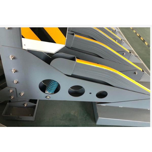 Quality Aluminum Alloy 1144mm Height Road Traffic Barrier for sale