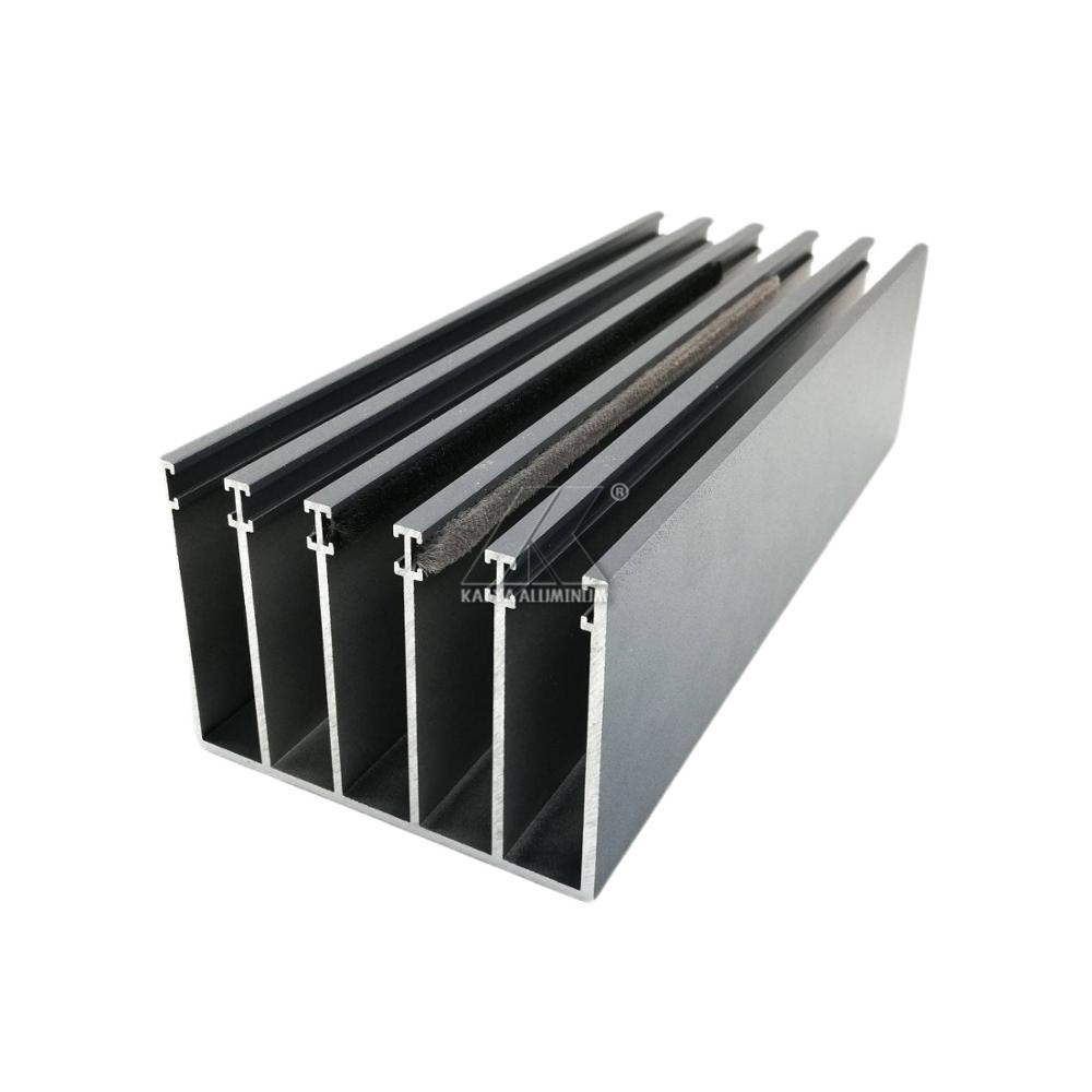 China 6063 T5 Aluminum Window Extrusion Profiles Sun Room Frame Material 0.8mm factory