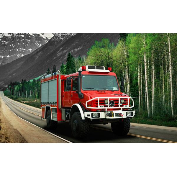Quality 4x4 Unimog Forest Special Fire Truck with Double Cabin and Water Tank for sale
