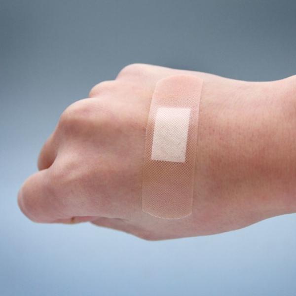 Quality Waterproof Adhesive Band Aid Medical Plaster Tape 72x19mm for sale