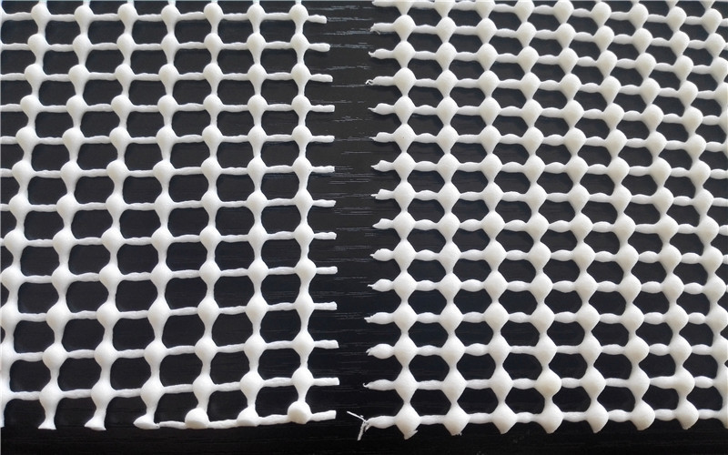 China Roll PVC Non Slip Mat For Beekeeping Suits Ventilated Protective Clothing Liner Plastic Fabric factory