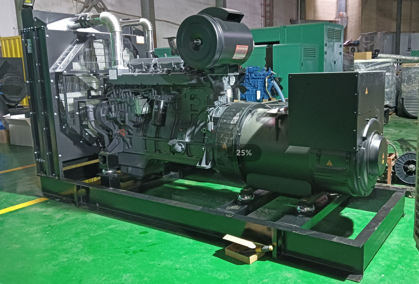 China Water Cooling Diesel Power Generator Set for -25C-40C Ambient Temperature Distributor factory