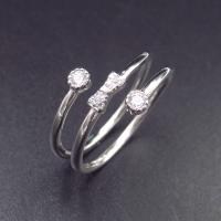 China OEM 925 Silver Cubic Zirconia Rings / 925 Sterling Silver Engagement Ring factory