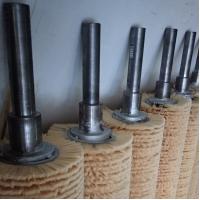 China Anti Static Wire Brush Roller Woodworking Furniture Dust Removal Brush Roller factory