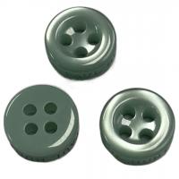 China 16L Green Color 4 Holes Shirt Buttons Use On Shirt Clothing factory