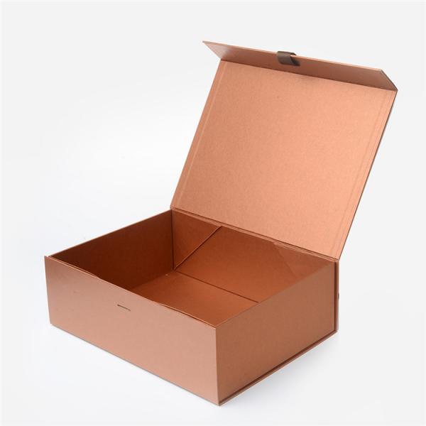 Quality Luxury Magnetic Paper Folding Gift Box Embossing And Debossing for sale