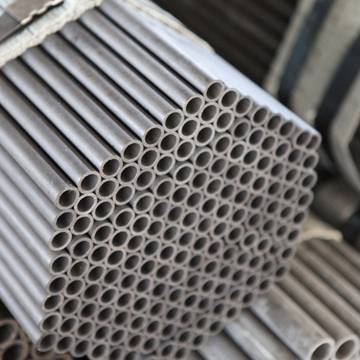 Quality Seamless Carbon Steel Tube for sale