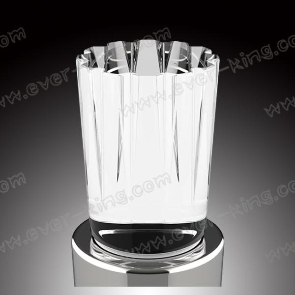 Quality OEM Luxury White Flint 750 ML Rum Glass Bottle for sale