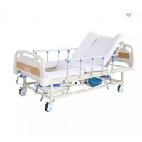 China Multifunction Cama De Manual Medical Hospital Home Care Nursing Bed With Toilet for sale