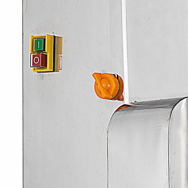 Quality 5kg Automatic Orange Juicer Machine / Electric Citrus Juicers For Bar 350 × 420 for sale