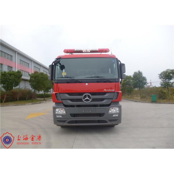 Quality 6x4 Drive Six Seats Mercedes-benz Chassis Foam Firefighting Vehicle 90L/s Flow for sale