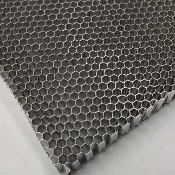 Quality Square Aluminum Honeycomb Mesh With Sound Insulation Used For Machine Protection Cabin for sale