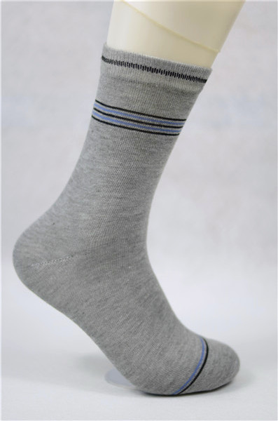 China Slip Resistant Grey Household Anti Slip Socks For Adults Customizable Color Size factory