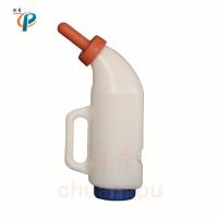 Quality 2 Litre Calf Feeding Bottle Dairy Machinery Appliance Bottle Calf Feeding Equipment for sale