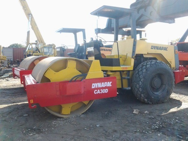 Quality                  High Quality Used Dynapac Ca30d Vibratory Road Roller, Second Hand Dynapac Ca30 Ca30d Ca30d Double Vibrating Road Compactor              for sale