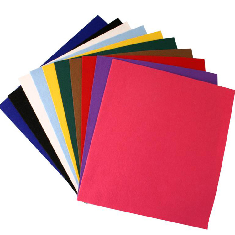 China Multicoloured 1mm Thick Felt Sheet 160gsm Polyester Nonwoven Felt Fabric A4 factory
