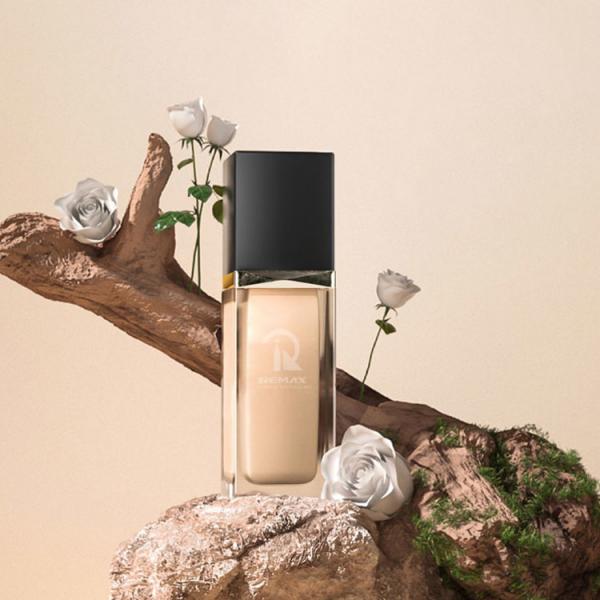 Quality Transparent Empty Foundation Bottle 30ml Liquid Foundation Travel Container for sale