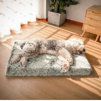 China Anti Slip Bottom Fluffy Dog Bed Machine Washable Pet Mattress for sale
