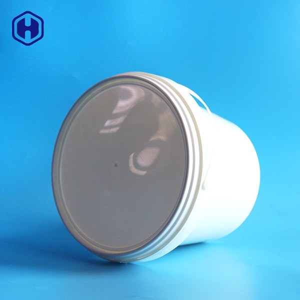 Quality White Round Plastic Container Hygienic Reusable Environmentally Friendly for sale