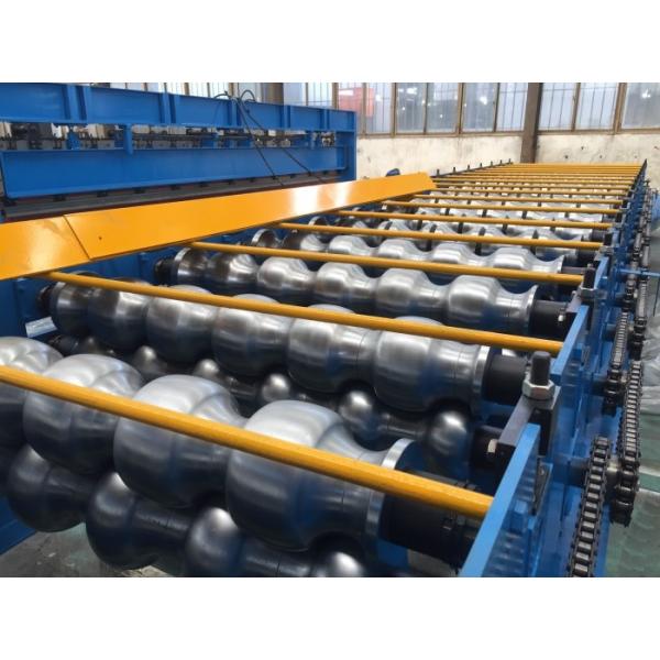 Quality Hydraulic Cutting Steel Roofing Tile Roll Forming Machine With Chain Drive 2-4m for sale
