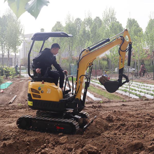 Quality Changchai 390 Tailless Mini Excavator Machine 2 Ton 20KW With Boom Swing for sale