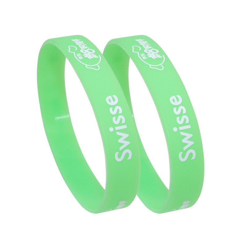 China Sports Printed Silicone Wristbands Customizable Debossed Bracelets factory