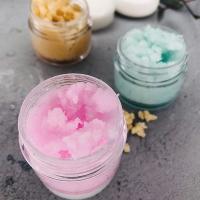 China High Pigment ISO22716 Exfoliating Organic Sugar Lip Scrub for sale