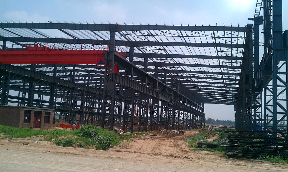China Industrial Steel Buildings / Prefabricated Steel Frame Workshop Buildings factory