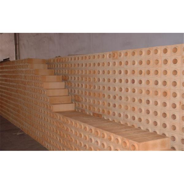 Quality Shaped Dry Pressed Kiln Refractory Fire Bricks Insulating Fireclay Block for sale