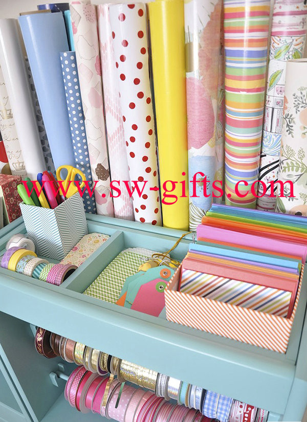 China Colorful Gift Wrapping Paper Roll Wrap types of gift wrapping paper Modern gift packing factory