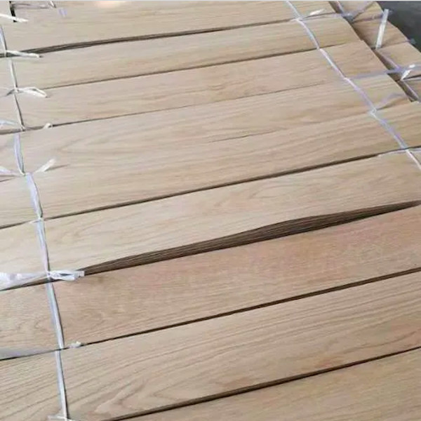 Quality FSC Wooden Flooring Layers Fire Resistant Natural Plain Sliced Veneer for sale