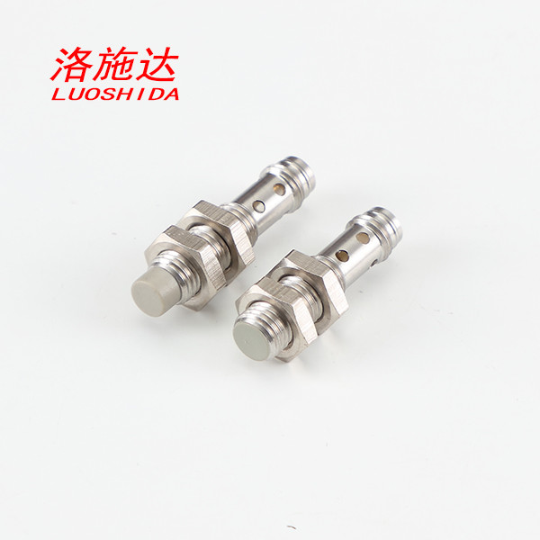Quality High Precision Cylindrical Inductive Proximity Sensor DC 3 Wire M8 Mini Shorter With 3 Pin Pico Connector Type for sale