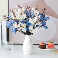 Quality OEM Silk Artificial Magnolia Flower Arrangement For Office Furnishings for sale