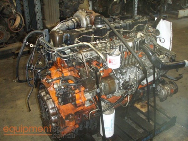 Quality 6SD1 6SA1 Isuzu Truck Engine Parts 6HH1 6WA1 Whole Parts And Assembly Engine for sale