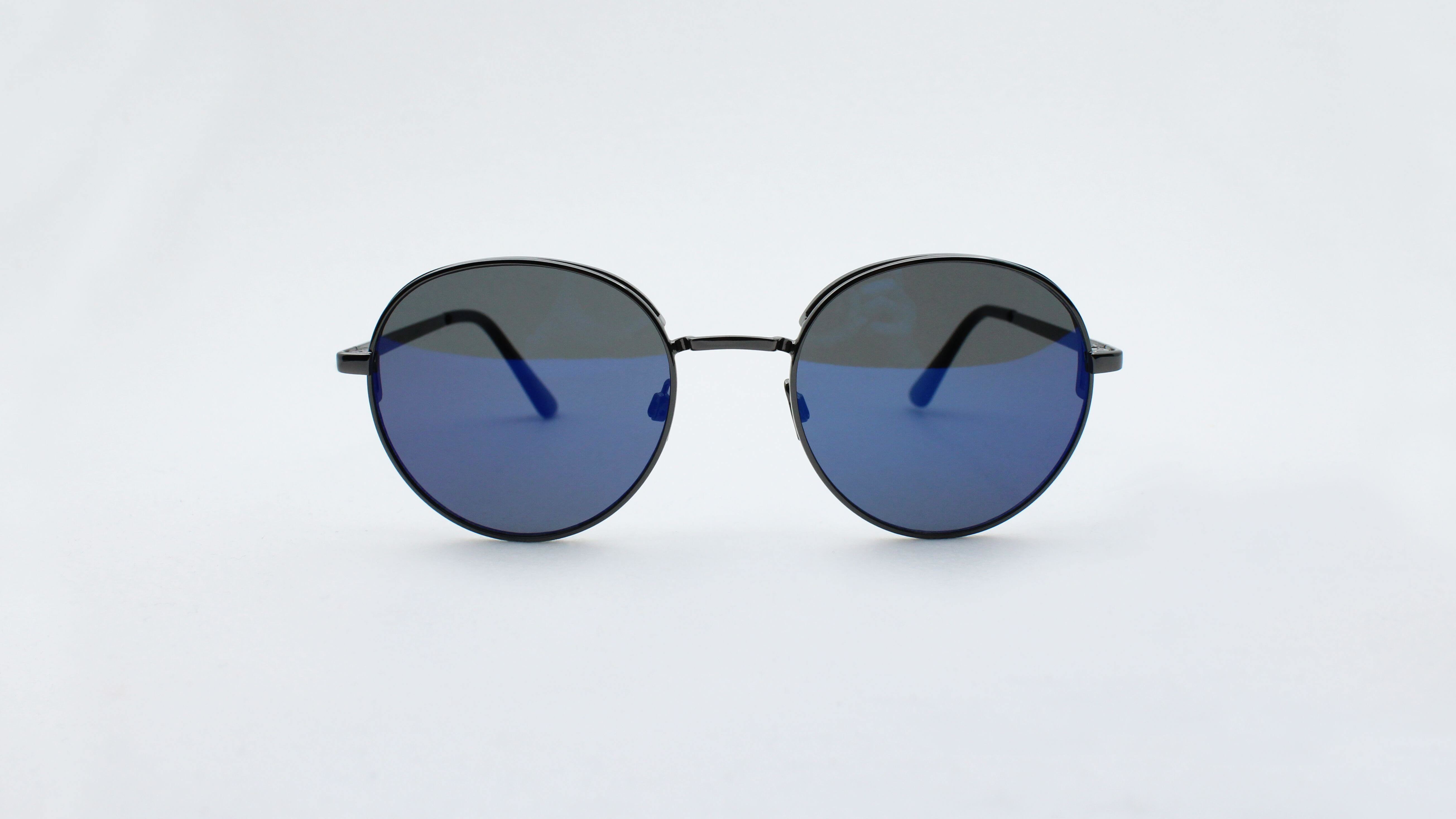 China Polarised Vintage Sunglasses Men Women Retro Round metal Sunglasses UV 400 protection factory