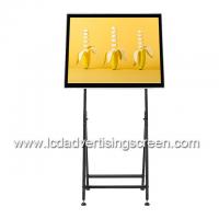 China 32 Inch WiFi TFT LCD Advertising Player 1920x1080 With Floor Standing Base for sale