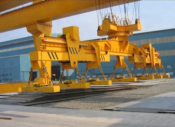 Quality Revolving Electromagnet Double Girder Bridge Crane With  Slewing Carrier Beam for sale