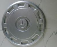 China Mercedes Benz Bus Metal Wheel Covers , Front And Rear 22.5 Chrome Wheel Simulators factory