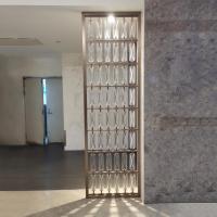 China Crystal Glass Stainless Steel Room Partition Customized Size factory
