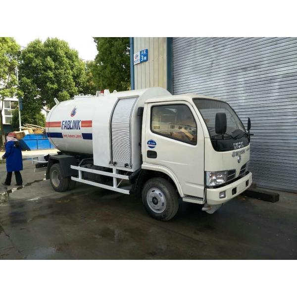 Quality 5M3 2.5 Tons Bobtail LPG Truck 5000L 2.5T CSCBOB With LPG Filling Cylinders for sale