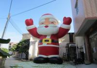 China Attractive Outdoor Inflatable Christmas Decorations Blow Up Santa Claus 8mH factory