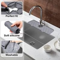 China Sink Draining Pad Behind Faucet Splash Water catcher Mat Silicone Faucet Mat for Kitchen factory