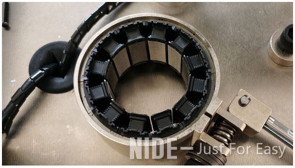 Brushless DC motor segmented stator core hot melt machine.jpg