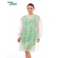China Disposable PE aprons waterproof Anti Dust medical / kitchen apron PE aprons factory