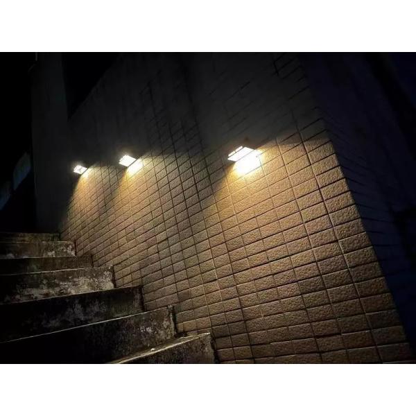 Quality IP65 Waterproof Solar Garden Lights Outdoor Extra Bright Powered Fence Lamp for sale
