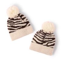 China Trendy Striped Pom Pom Hat Knitted Hat For Women And Men factory