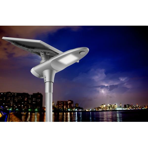 Quality Lithium Battery Ip66 7m 60 Watt Solar Street Light for sale