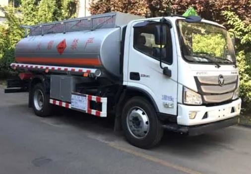 Quality 4x2 Automatic Gasoline Diesel Oil Tanker 8.88m³ Fuel Truck for sale